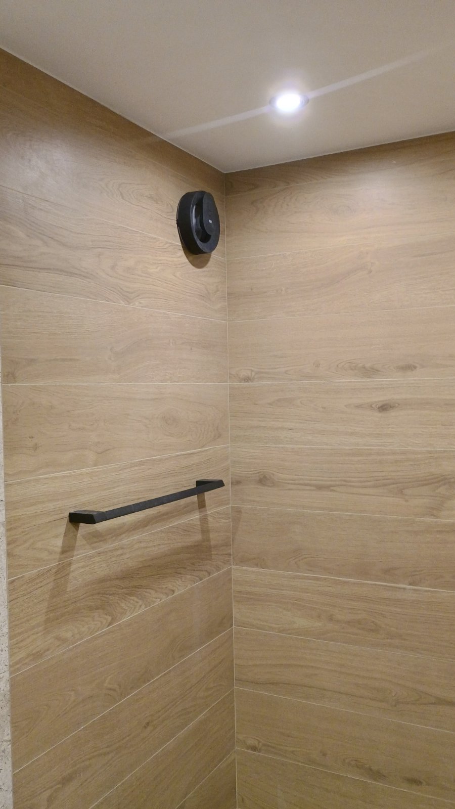 Лепене на плочки в баня Екзарх 1