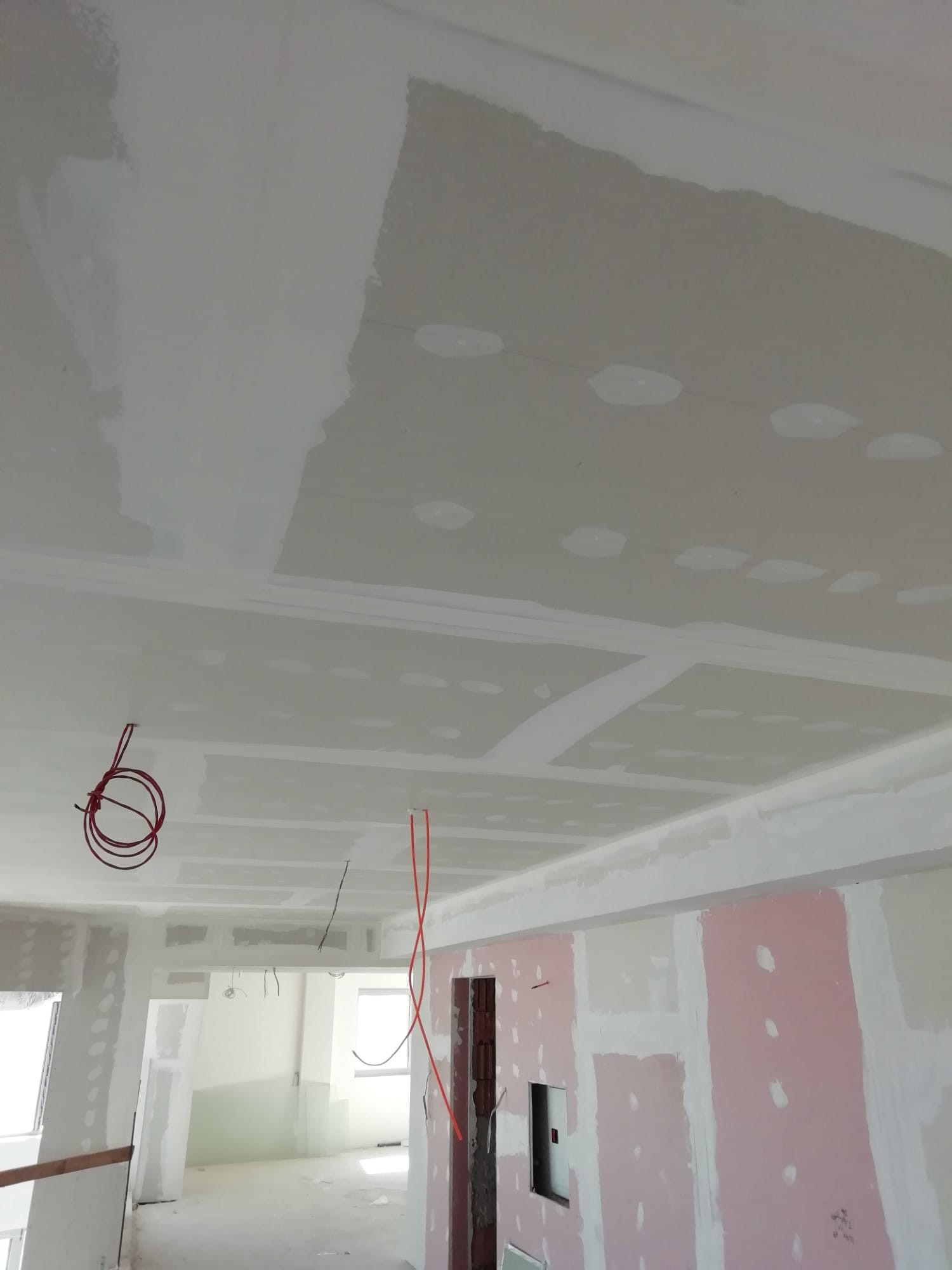 Монтаж на гипсокартон – професионален монтаж