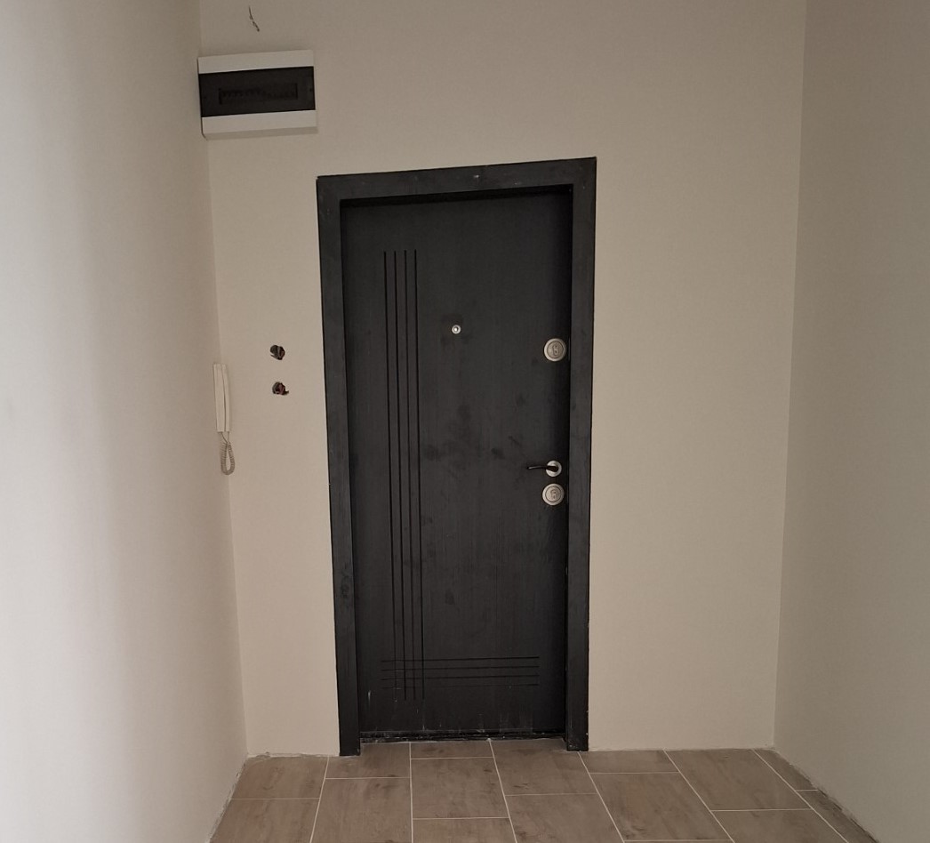 Монтаж на врати